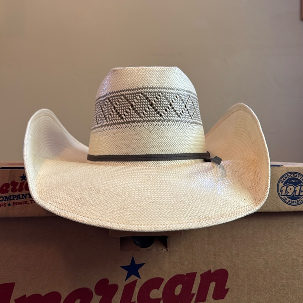 American straw cowboy hat size 7